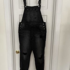 NWOT boyfriend fit black distressed overalls